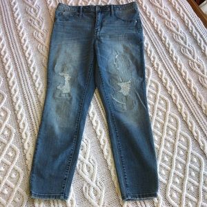 Mossimo Distressed Jeans Size 6 /28 High Rise Crop